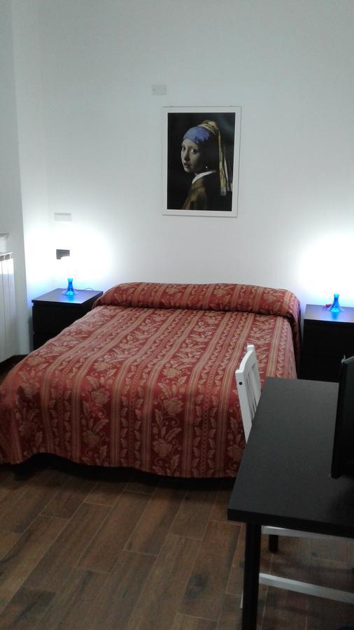 Foresteriareartu Mortara Luaran gambar